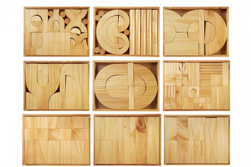 207 Piece Wooden Blocks Set