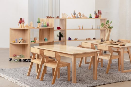 Hardwood Table: 1200×750mm