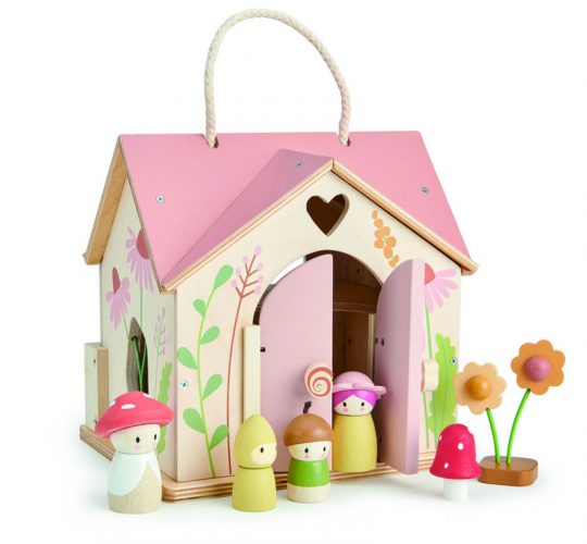 children's wooden doll house