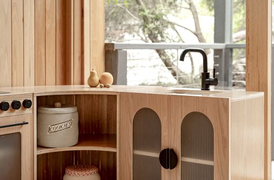 Oak Fluted Sink