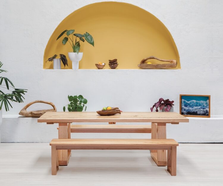 Tas Oak U-Frame Rectangle Table