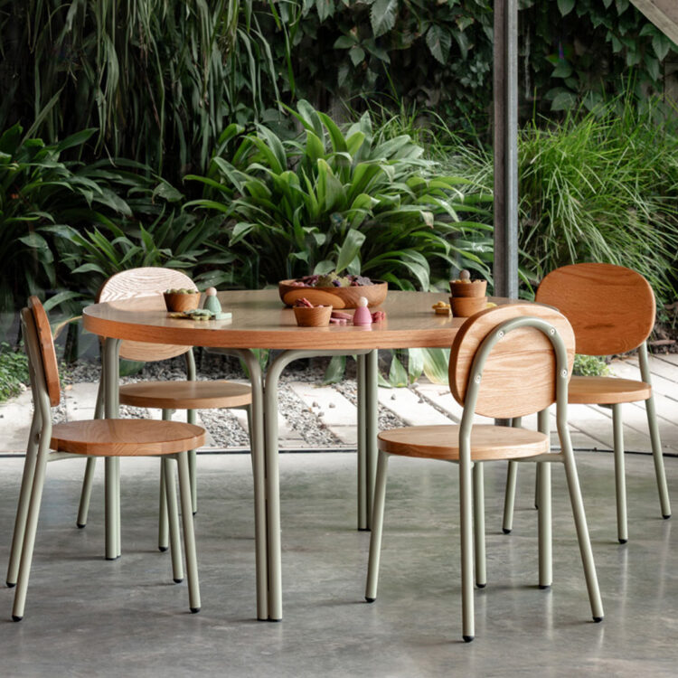 Oak Ottie Stackable Chair