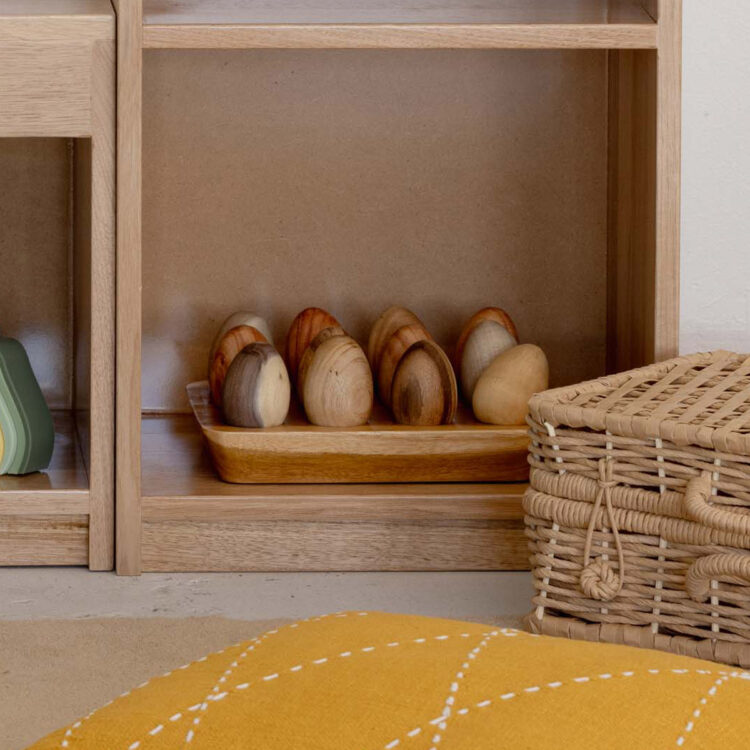 Wooden Tray With 12 Eggs