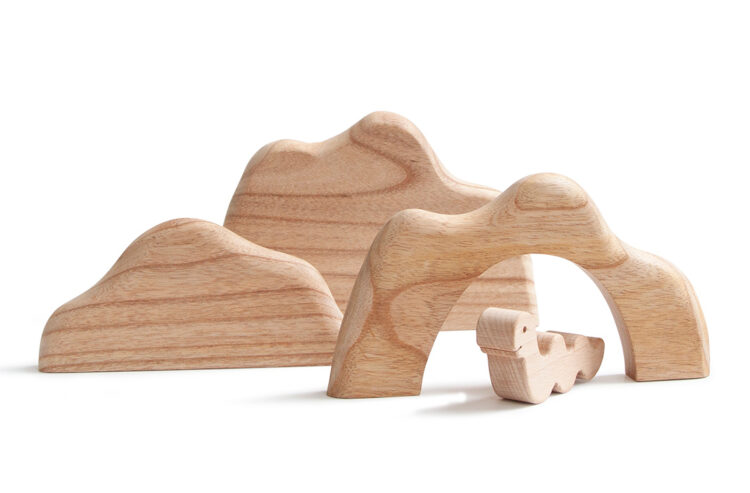 Wooden Cave & Worm 4pc