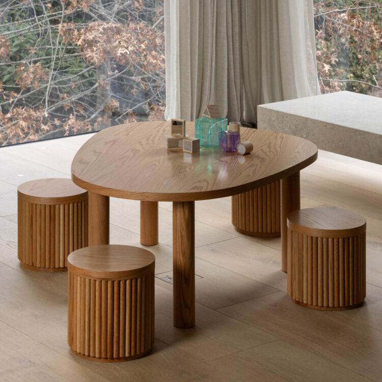Oak Leni Organic Shape Table