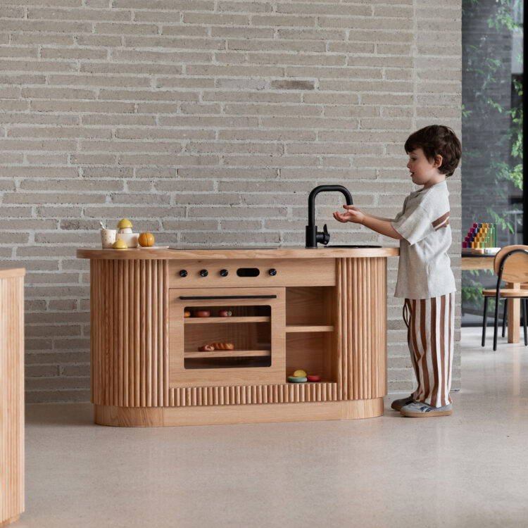 Oak Fluted Oval Kitchen